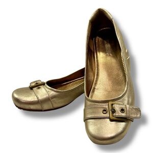 Ecco Buckle Ballet Flats Gold 42